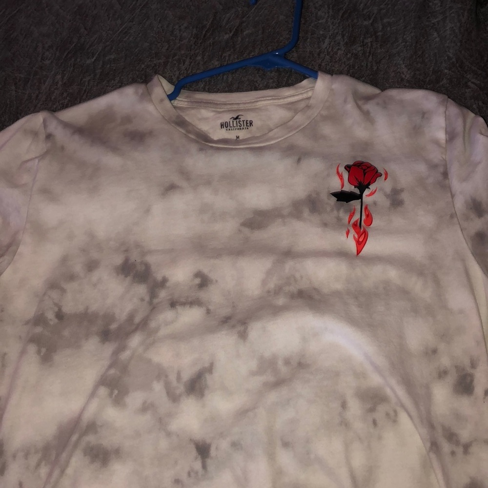 Hollister tie dye tee size M